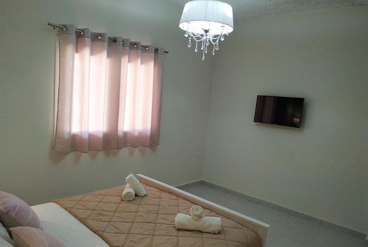 Apartment Amaryllis Boutique Moraitika